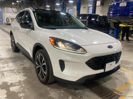 2021 Ford Escape SE