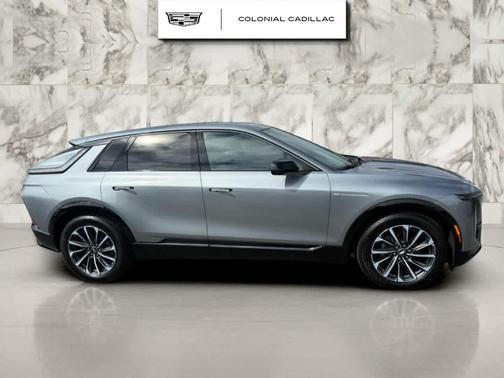 2024 Cadillac LYRIQ Sport