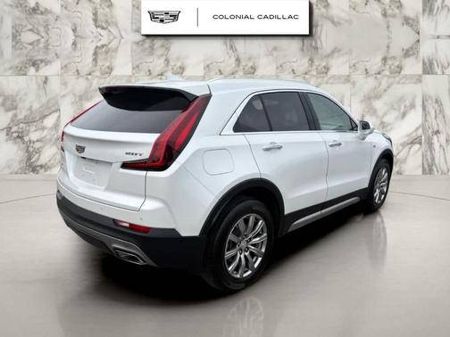 Crystal White Tri-Coat 2019 Cadillac XT4 Premium Luxury