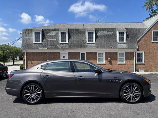 2022 Maserati Quattroporte Modena Q4
