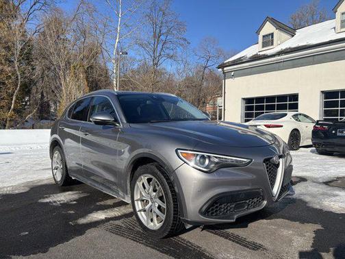 2018 Alfa Romeo Stelvio Ti
