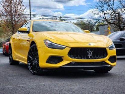 2023 Maserati Ghibli Trofeo