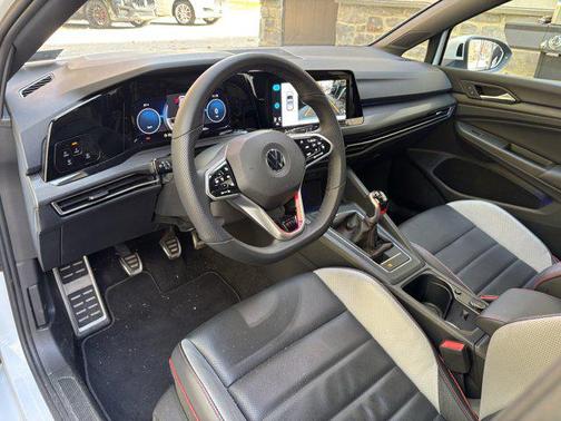 2022 Volkswagen Golf GTI 1.4T TSI