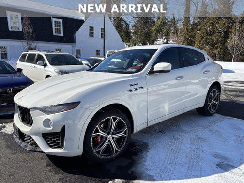 2022 Maserati Levante Modena