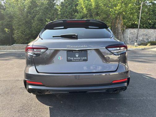 2022 Maserati Levante Modena