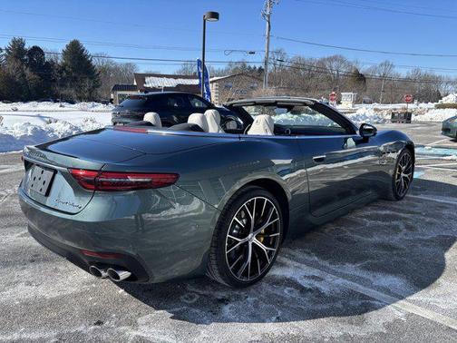 2026 Maserati GranCabrio Base