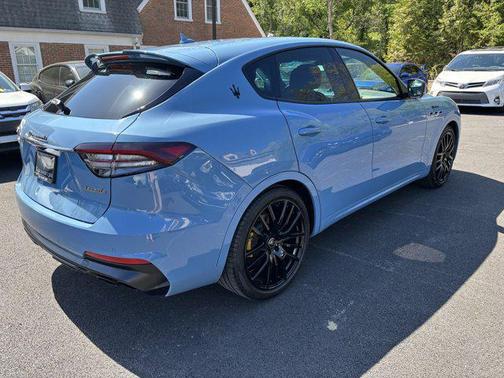 2022 Maserati Levante Modena