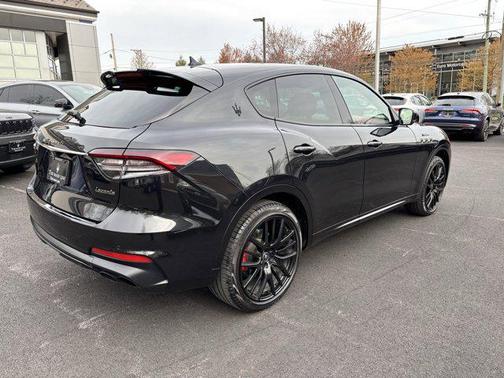 2022 Maserati Levante Modena
