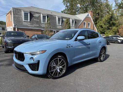 2022 Maserati Levante Modena
