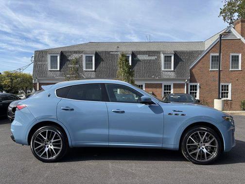 2022 Maserati Levante Modena