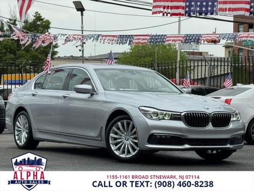 2017 BMW 740 740i Sedan
