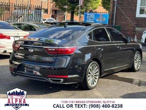 2017 Kia Cadenza Premium
