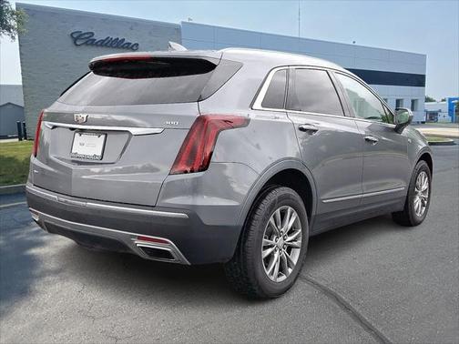 2022 Cadillac XT5 Premium Luxury