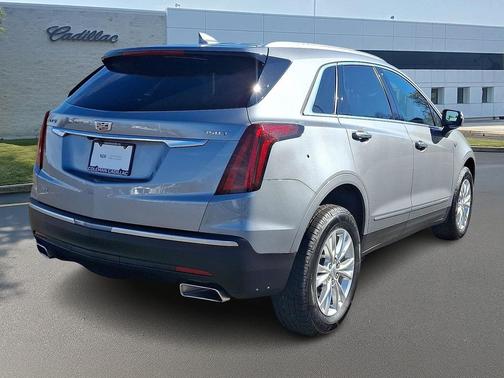 2023 Cadillac XT5 Luxury
