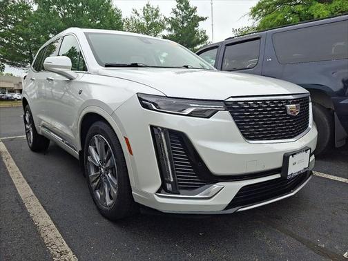 2022 Cadillac XT6 Premium Luxury AWD