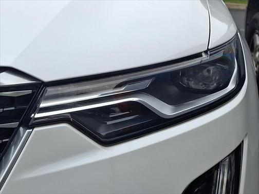 2022 Cadillac XT6 Premium Luxury AWD