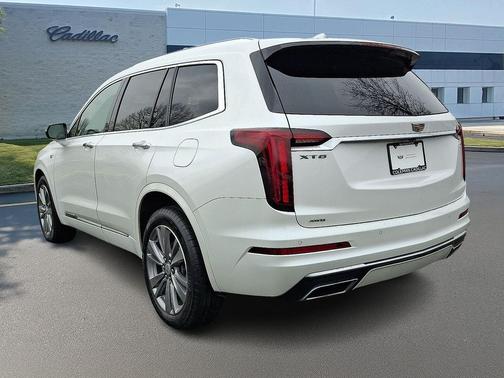 2023 Cadillac XT6 Premium Luxury AWD