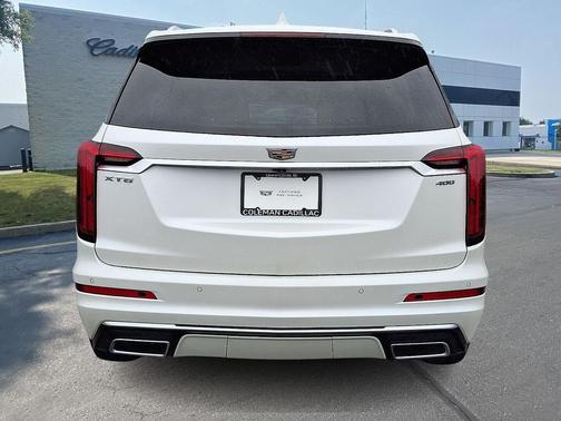 2023 Cadillac XT6 Premium Luxury FWD