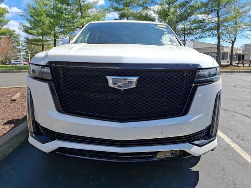 Crystal White Tricoat 2023 Cadillac Escalade ESV Sport Platinum