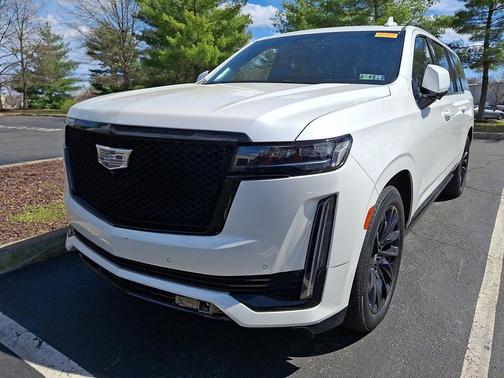 Crystal White Tricoat 2023 Cadillac Escalade ESV Sport Platinum