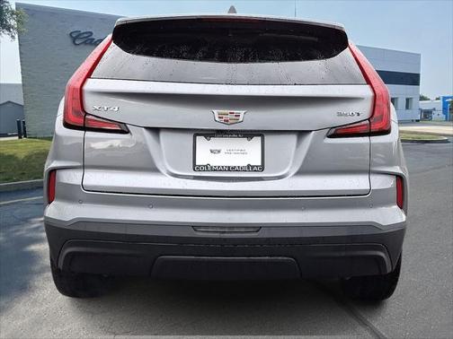 2024 Cadillac XT4 Luxury