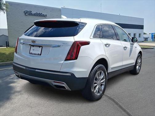 2022 Cadillac XT5 Premium Luxury