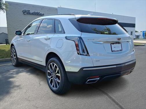 2023 Cadillac XT5 Sport
