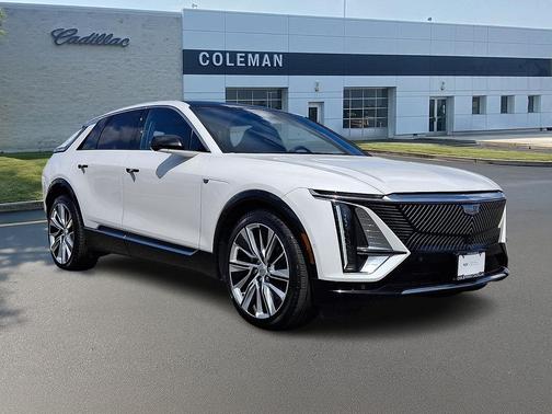 Crystal White 2025 Cadillac LYRIQ Luxury