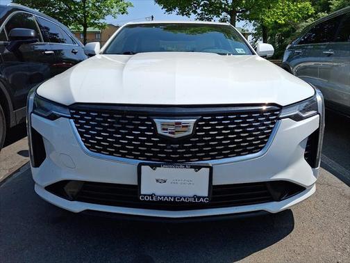2023 Cadillac CT4 Luxury
