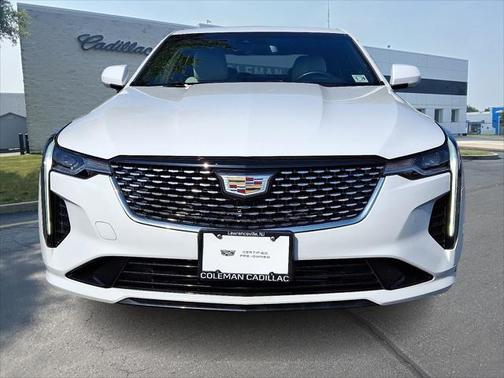 2023 Cadillac CT4 Luxury