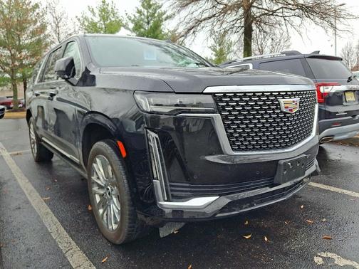 2024 Cadillac Escalade ESV Premium Luxury