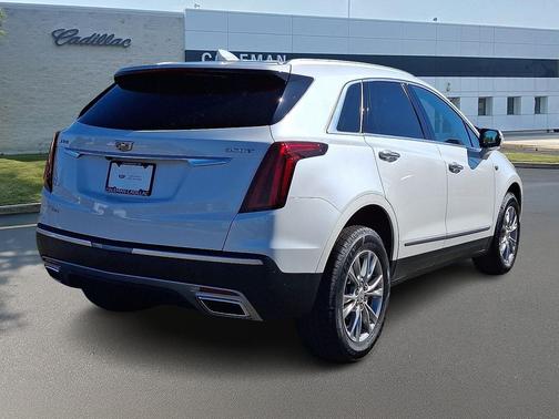 2022 Cadillac XT5 Premium Luxury