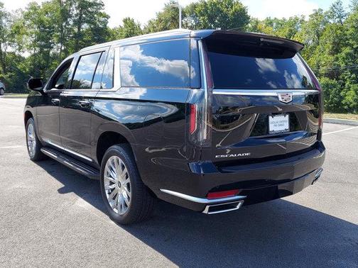 Photo 4 of 26 of 2022 Cadillac Escalade ESV Premium Luxury
