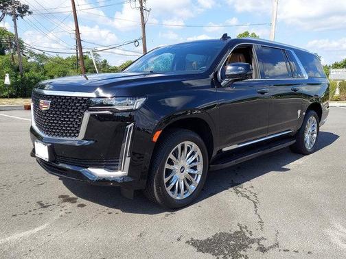 Photo 3 of 26 of 2022 Cadillac Escalade ESV Premium Luxury
