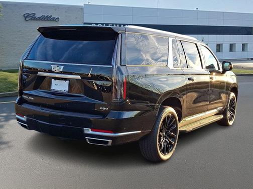 2025 Cadillac Escalade ESV Premium Luxury