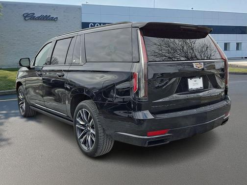 2022 Cadillac Escalade ESV Sport