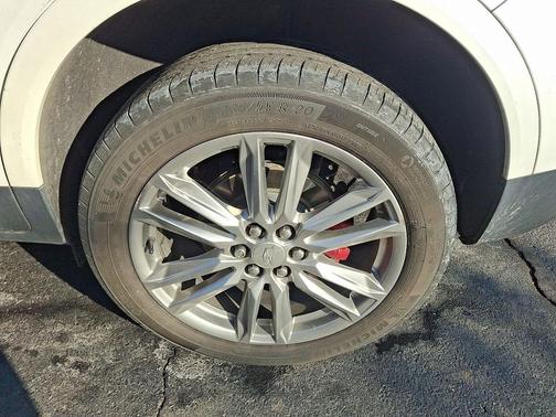 2023 Cadillac XT5 Sport