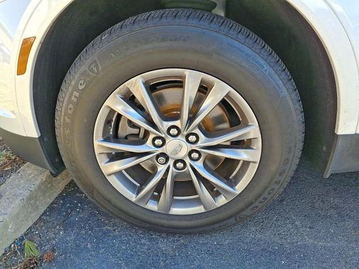 2020 Cadillac XT5 Premium Luxury