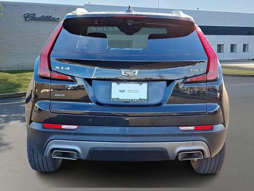 2022 Cadillac XT4 Premium Luxury