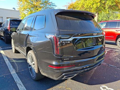 2025 Cadillac XT6 Sport AWD
