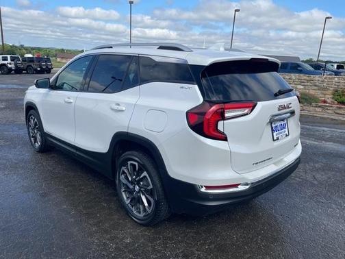 2022 GMC Terrain SLT