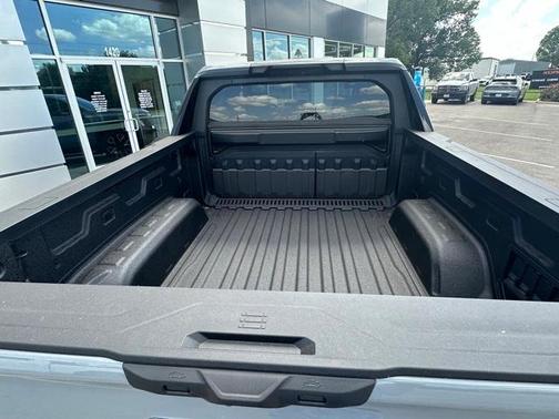 2025 GMC Sierra EV Denali