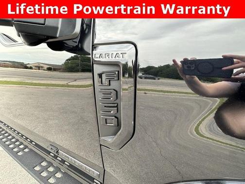 2022 Ford F-350 Platinum