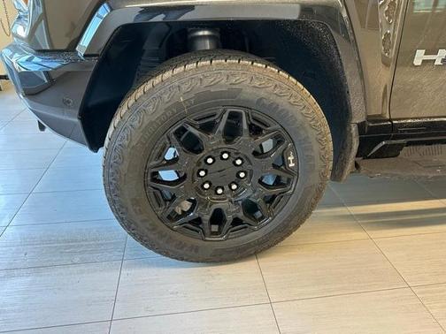 2025 GMC HUMMER EV SUV 2X