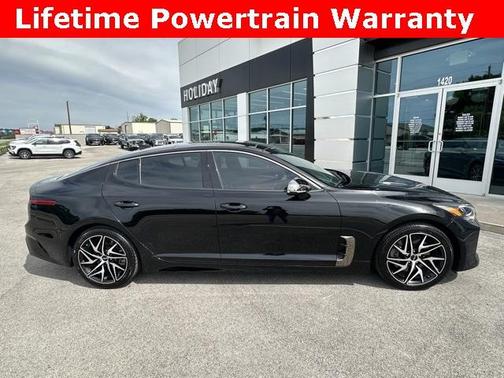 2022 Kia Stinger GT-Line