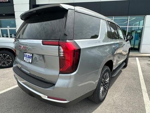 2025 GMC Yukon Elevation