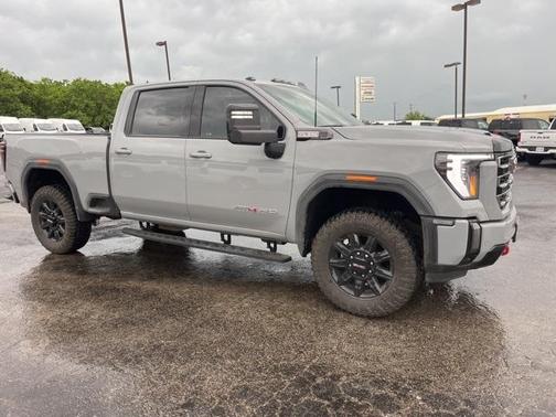 2024 GMC Sierra 2500 AT4