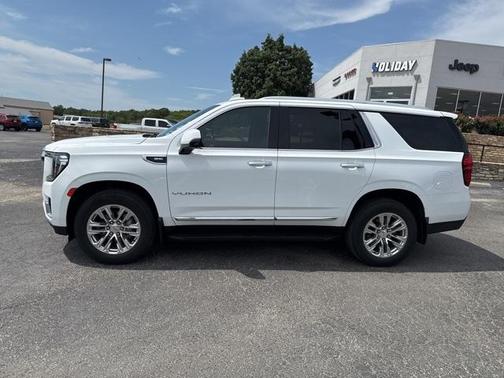 2022 GMC Yukon SLT