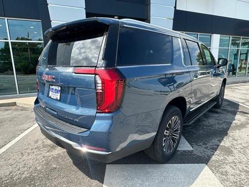 2025 GMC Yukon XL Elevation