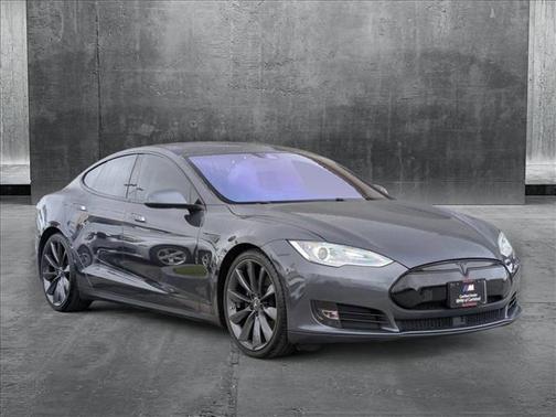 2015 Tesla Model S 85D